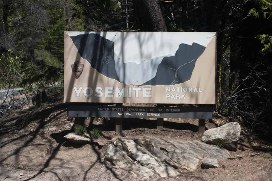 sign for Yosemite National Park
