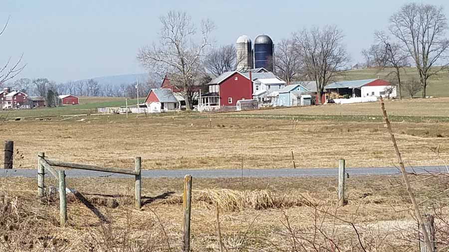 farmhouse, barns, and silos