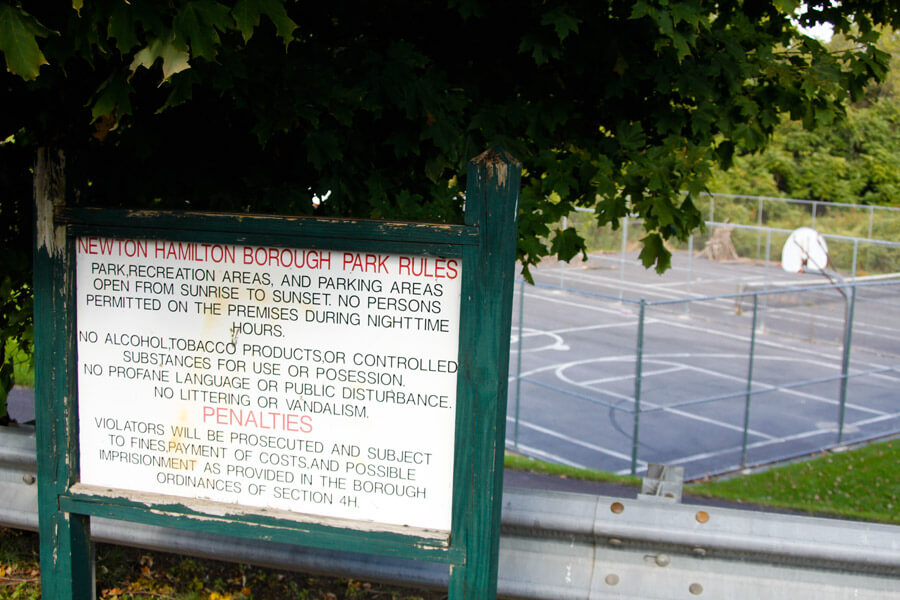 park rules sign