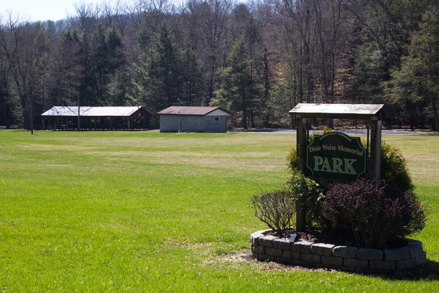 Dixie Weise Memorial Park sign