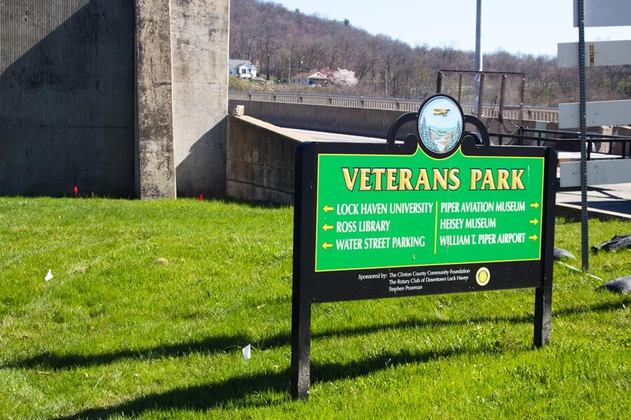 sign for Veterans Park