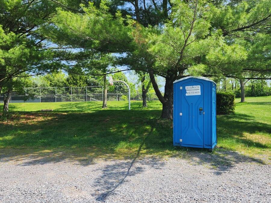 port-a-potty.