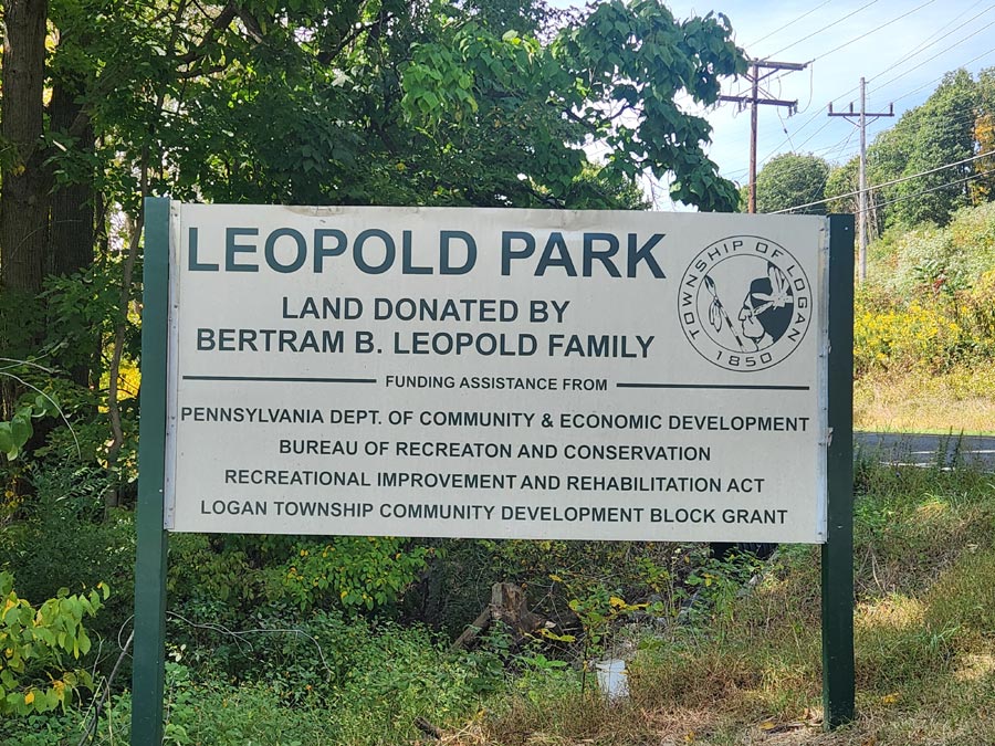 Leopold park sign.